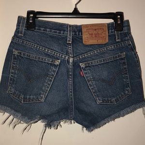 Levi’s 517 Cutoff Shorts